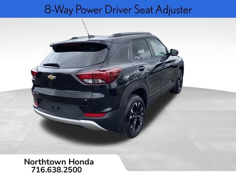 Used 2023 Chevrolet TrailBlazer LT w/ Convenience Package AWD/4WD image 9