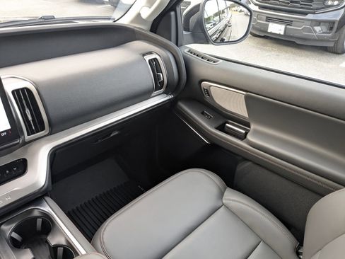 Certified 2025 Ford Expedition Max Active image 20