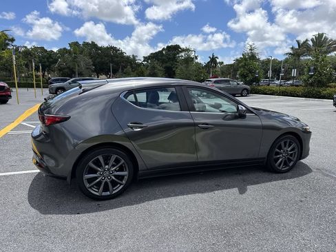 Used 2024 MAZDA MAZDA3 s FWD image 4