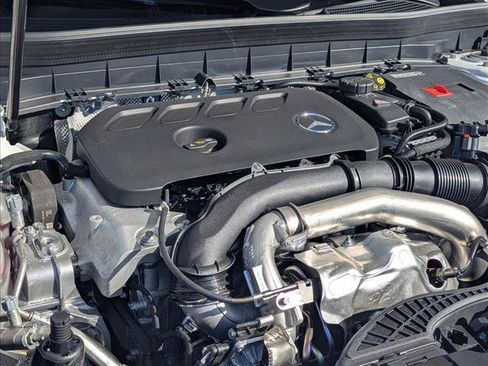 Used 2026 Mercedes-Benz GLB 250 image 15