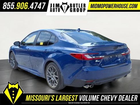 Used 2025 Toyota Camry SE FWD image 21