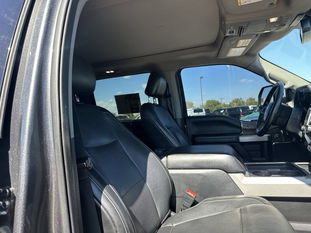 Used 2019 Ford F250 Lariat w/ Lariat Ultimate Package AWD/4WD image 16