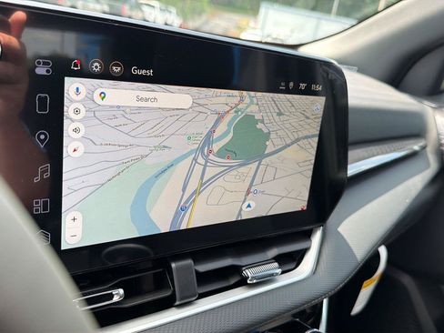 New 2026 Chevrolet Equinox LT FWD image 24