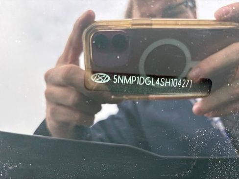 Used 2025 Hyundai Santa Fe SE image 31