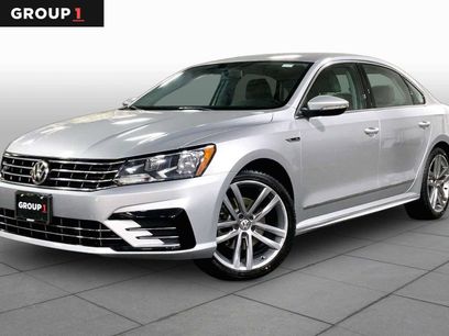 Used 2017 Volkswagen Passat 1.8T R-Line