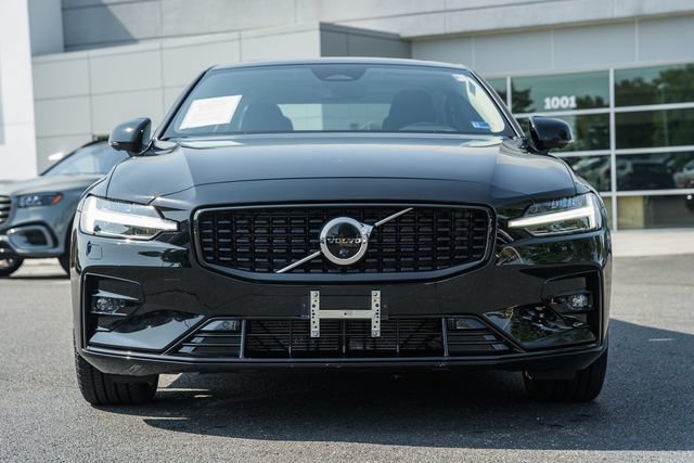 Certified 2023 Volvo S60 B5 Plus w/ Climate Package AWD/4WD image 2