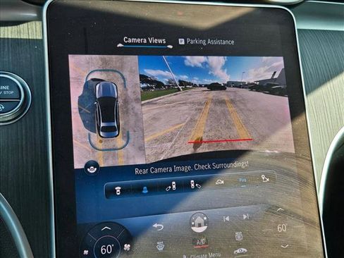 Used 2024 Mercedes-Benz C 300 Sedan w/ Exclusive Trim Package image 13