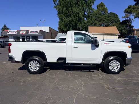 Used 2022 Chevrolet Silverado 2500 LT w/ Convenience Package AWD/4WD image 7