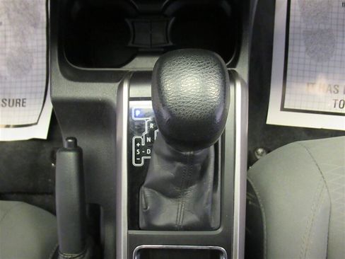 Used 2016 Toyota Tacoma SR5 image 27