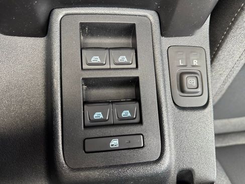 Used 2025 Ford Bronco Big Bend image 19