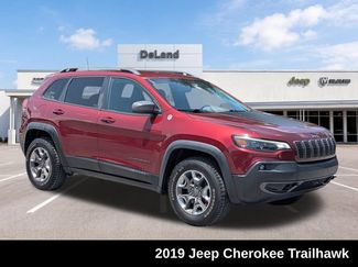 Used 2019 Jeep Cherokee Trailhawk AWD/4WD 360° Tour