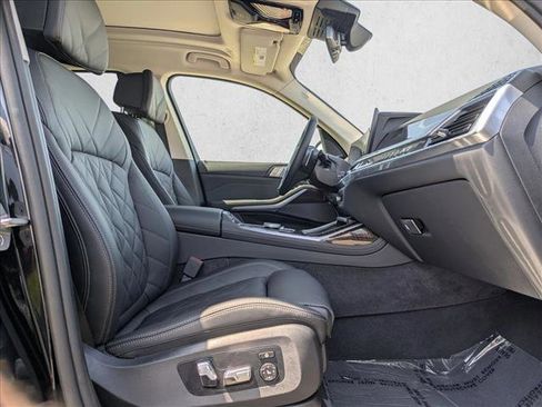 Used 2026 BMW X7 xDrive40i w/ Premium Package AWD/4WD image 21