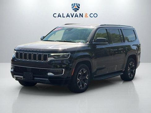 Used 2024 Jeep Wagoneer Series III image 2