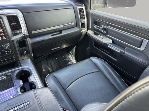 Used 2016 RAM 3500 Laramie Longhorn image 14