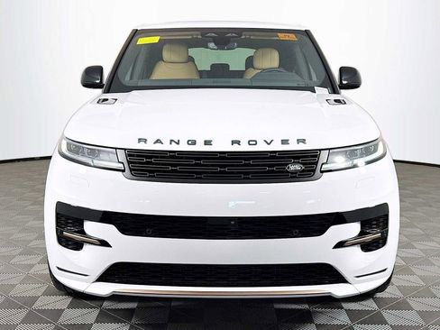New 2026 Land Rover Range Rover Sport Dynamic SE AWD/4WD image 2