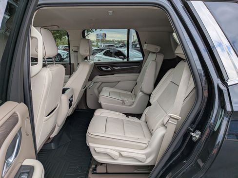 Used 2023 GMC Yukon Denali AWD/4WD image 19