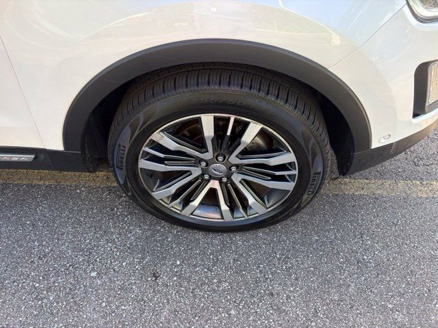 Used 2016 Ford Explorer Platinum AWD/4WD image 21