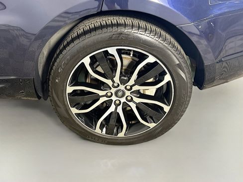 Used 2019 Land Rover Range Rover Sport HSE image 37