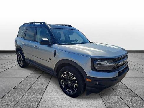 Certified 2022 Ford Bronco Sport Outer Banks w/ Tech Package AWD/4WD image 3