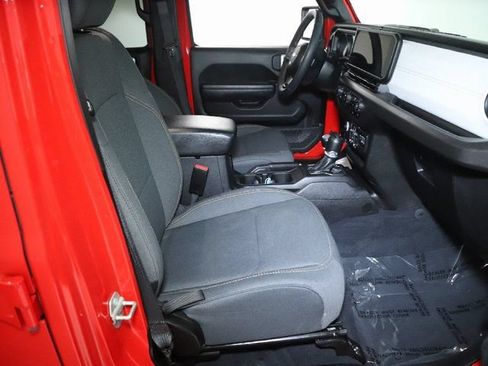 Used 2024 Jeep Wrangler Unlimited Sport AWD/4WD image 40