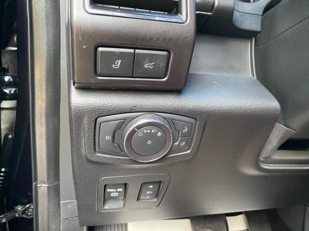 Used 2019 Ford Expedition Max Limited RWD image 78