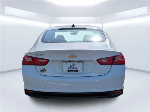 Used 2023 Chevrolet Malibu LS FWD image 4
