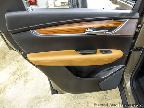 Certified 2023 Cadillac XT5 Premium Luxury FWD image 21