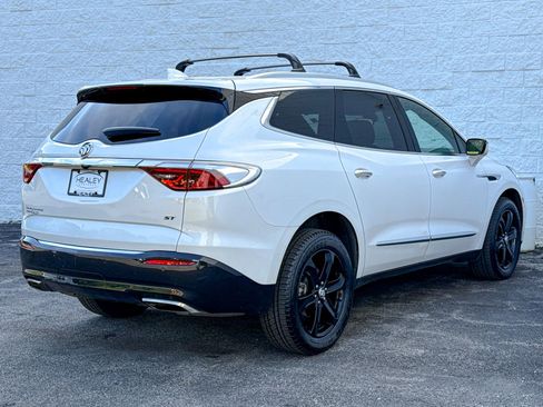 Certified 2023 Buick Enclave Essence w/ Experience Buick Package AWD/4WD image 8
