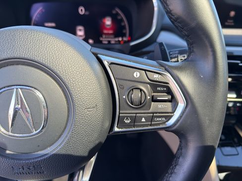 Used 2023 Acura MDX SH-AWD w/ Technology Package image 24