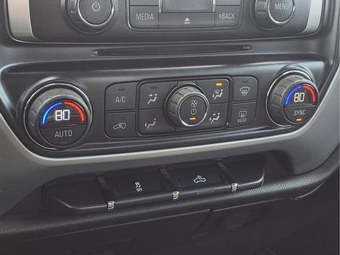 Used 2015 GMC Sierra 1500 SLE w/ SLE Value Package image 9