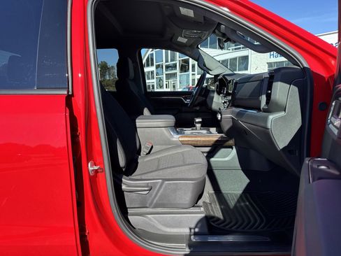 Used 2025 GMC Sierra 1500 Elevation w/ X31 Off-Road Package image 31