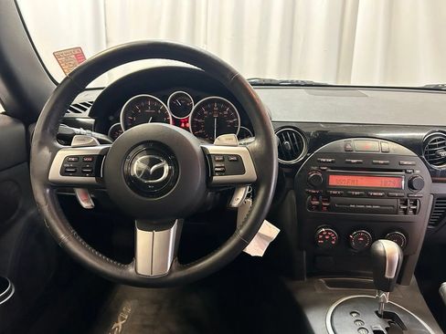 Used 2008 MAZDA MX-5 Miata Touring w/ Appearance Pkg RWD image 3