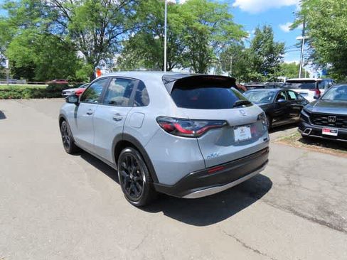 Certified 2024 Honda HR-V Sport image 4