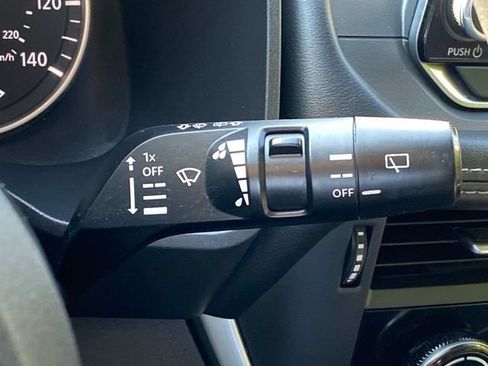 Used 2023 Nissan Rogue S AWD/4WD image 22
