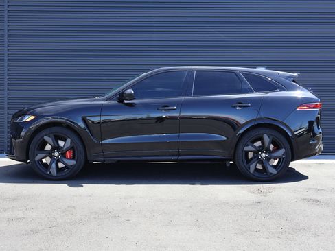 Used 2024 Jaguar F-PACE SVR AWD/4WD image 8
