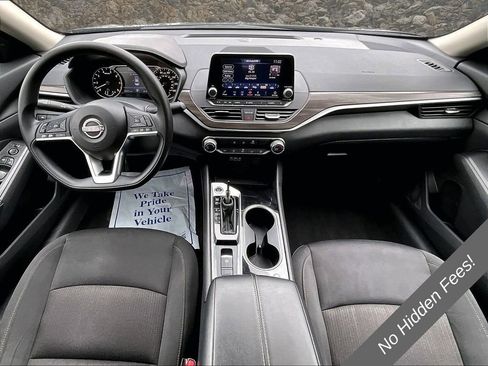 Used 2024 Nissan Altima 2.5 SV AWD/4WD image 14