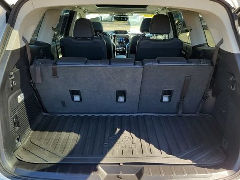 Used 2022 Subaru Ascent Limited w/ Technology Package AWD/4WD image 9