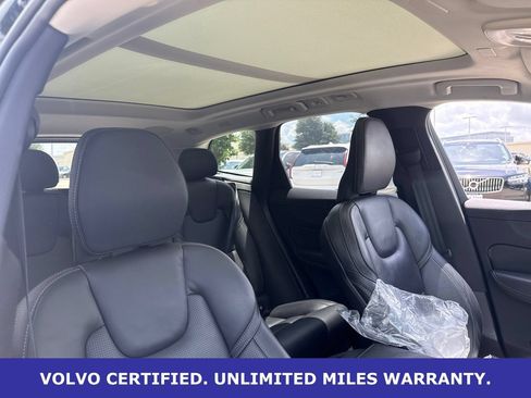 Certified 2024 Volvo XC60 T8 Ultimate w/ Protection Package Premier AWD/4WD image 12
