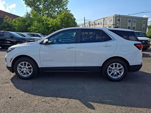 Used 2024 Chevrolet Equinox LT AWD/4WD image 4