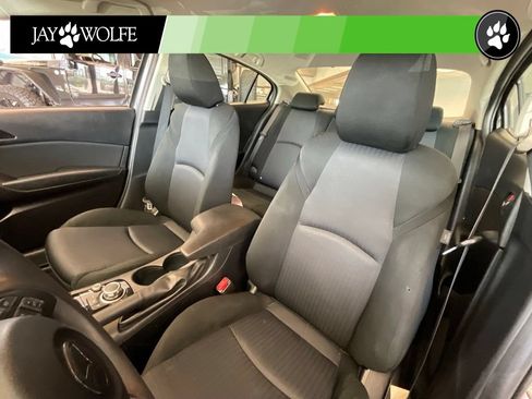 Used 2015 MAZDA MAZDA3 i Sport FWD image 10