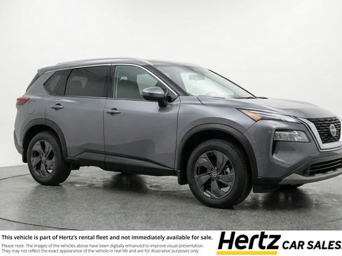 Used 2025 Nissan Rogue SV FWD image 1