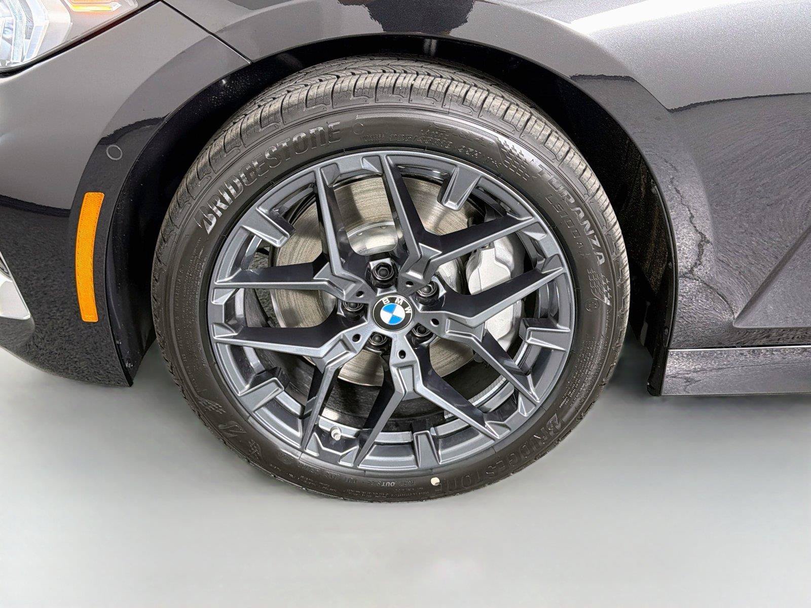 New 2026 BMW 330i xDrive Sedan w/ Premium Package AWD/4WD image 31