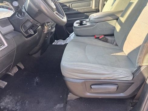 Used 2014 RAM 1500 Express image 15