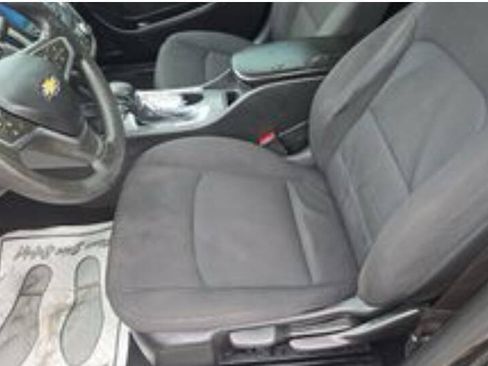 Used 2022 Chevrolet Malibu LS FWD image 5
