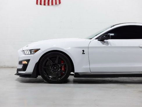Used 2021 Ford Mustang Shelby GT500 w/ Carbon Fiber Track Pack image 3