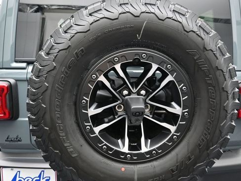 New 2026 Jeep Wrangler Unlimited Rubicon image 33