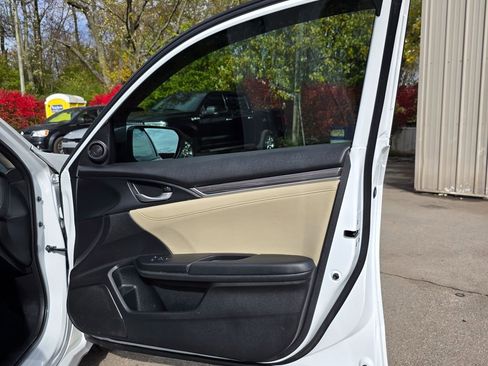 Used 2020 Honda Civic EX-L image 26