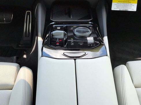 New 2027 BMW 530i RWD image 19