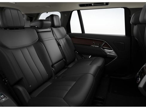 New 2026 Land Rover Range Rover Long Wheelbase SE AWD/4WD image 7