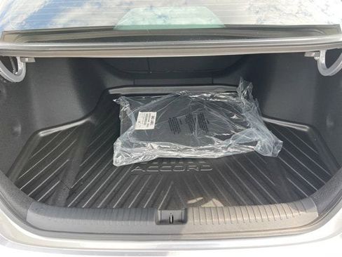 Used 2026 Honda Accord SE image 9